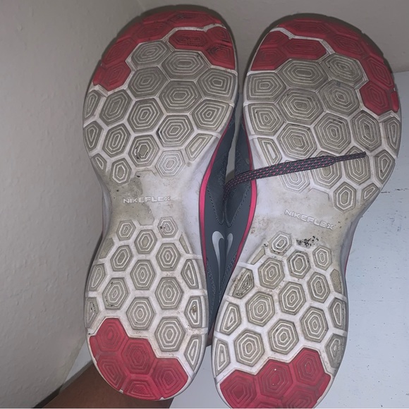 Nike Flex TR 5 Running Sneakers - Picture 6 of 8